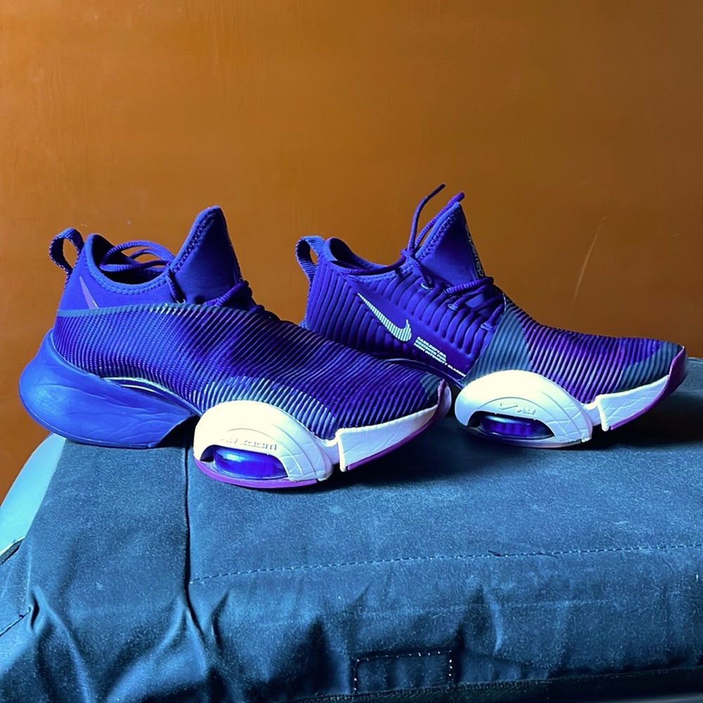 Purple Nike Suppereps